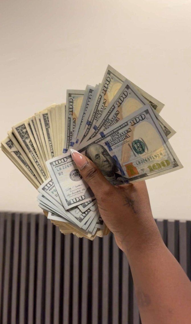 Screenshot_10-9-2025_201130_